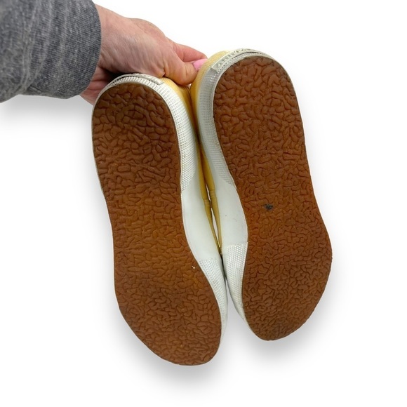 Ann Taylor Shoes Womens 10 Yellow Canvas Sneakers Preppy Classic Coastal - Picture 6 of 10